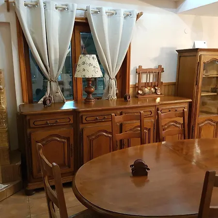 Casa Nikita 게스트하우스 3*