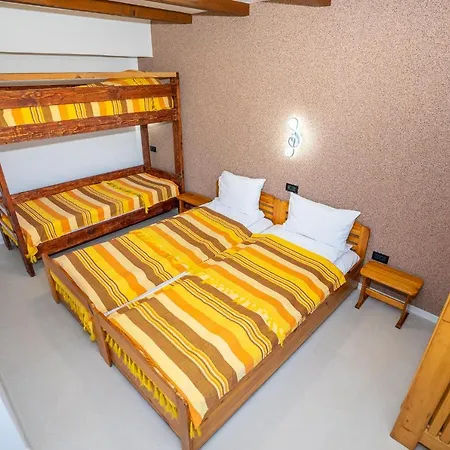 Casa Nikita 3*